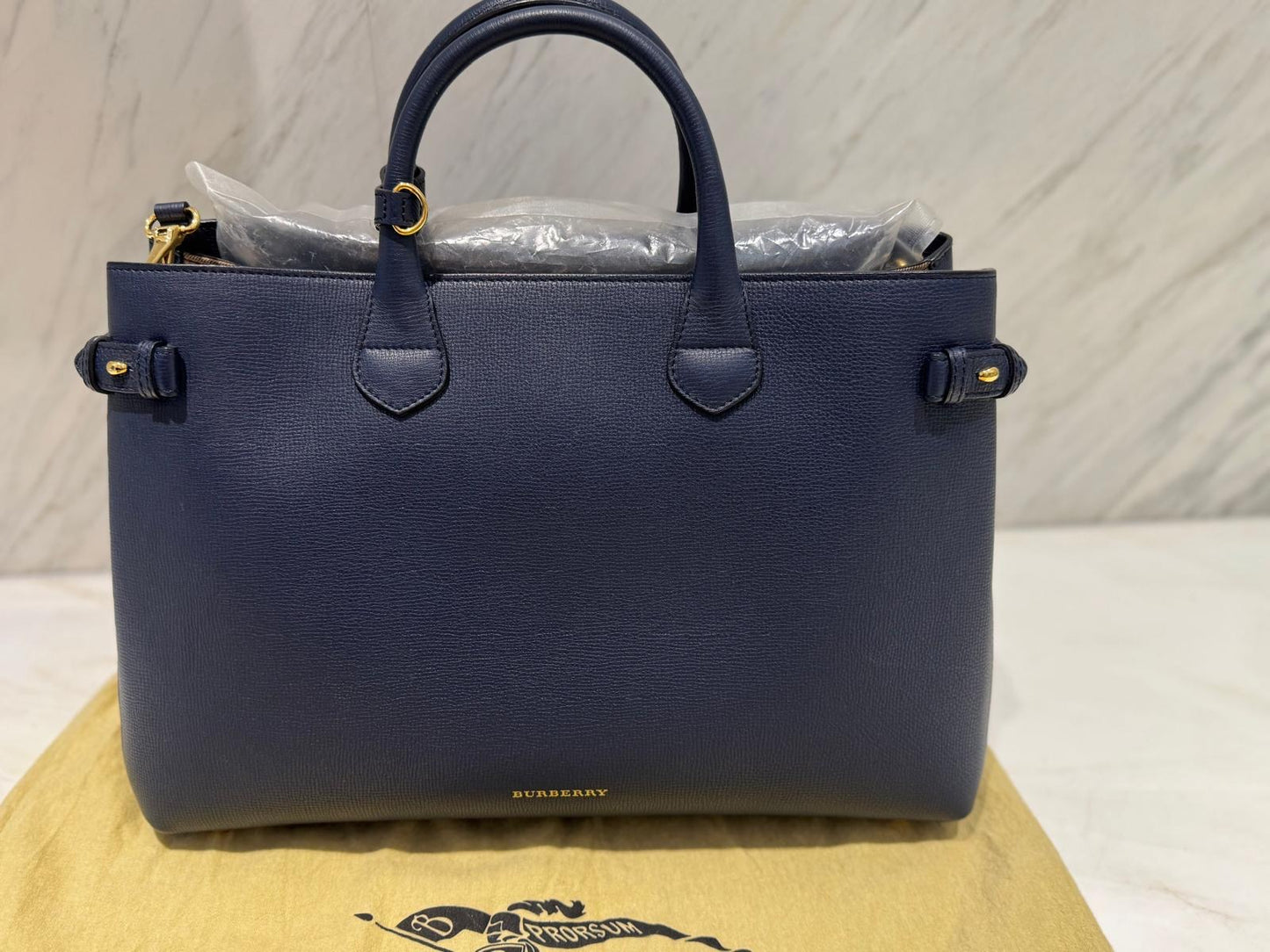 Torebka Burberry granat skóra z paskiem nowa