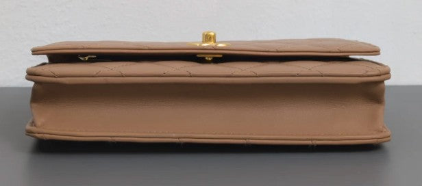 Torebka Chanel WOC z rączką 3B Dark Beige Lambskin/Gold