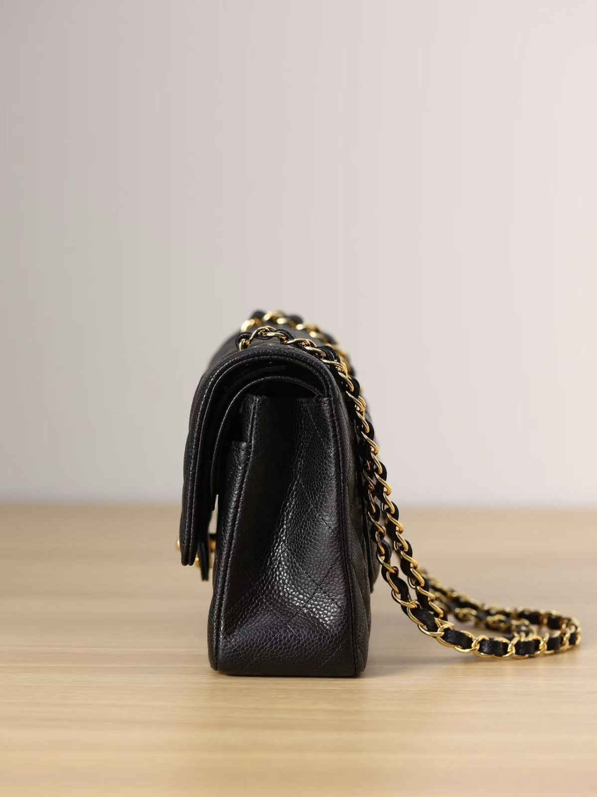 Torebka Chanel medium classic caviar black/gold new