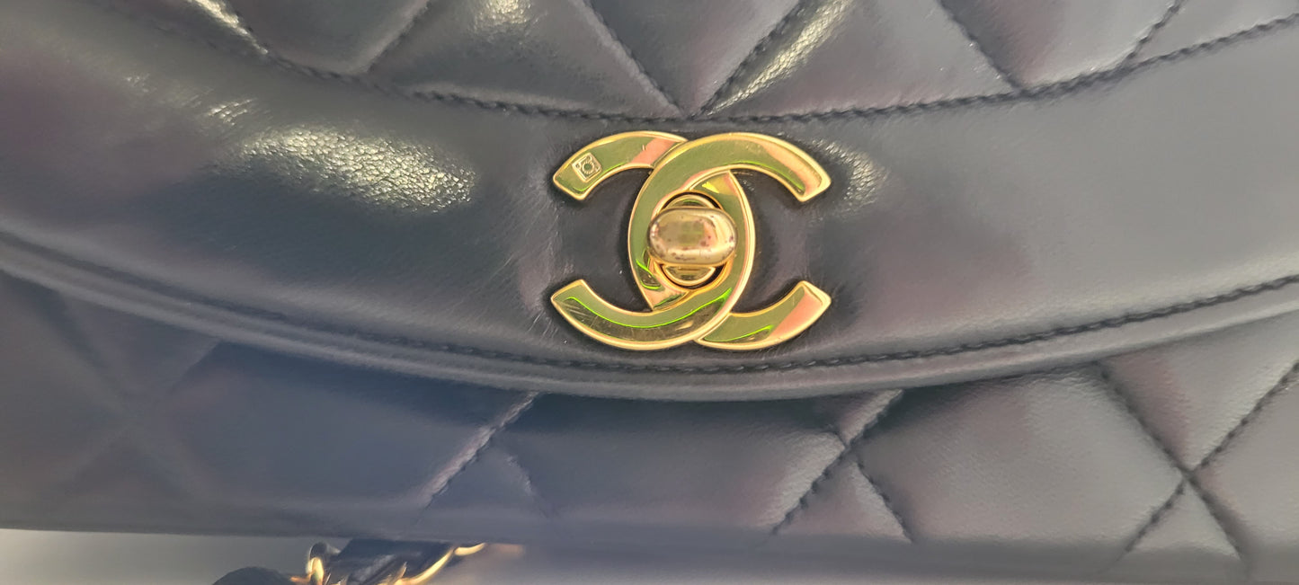 Torebka Chanel Diana small VINTAGE