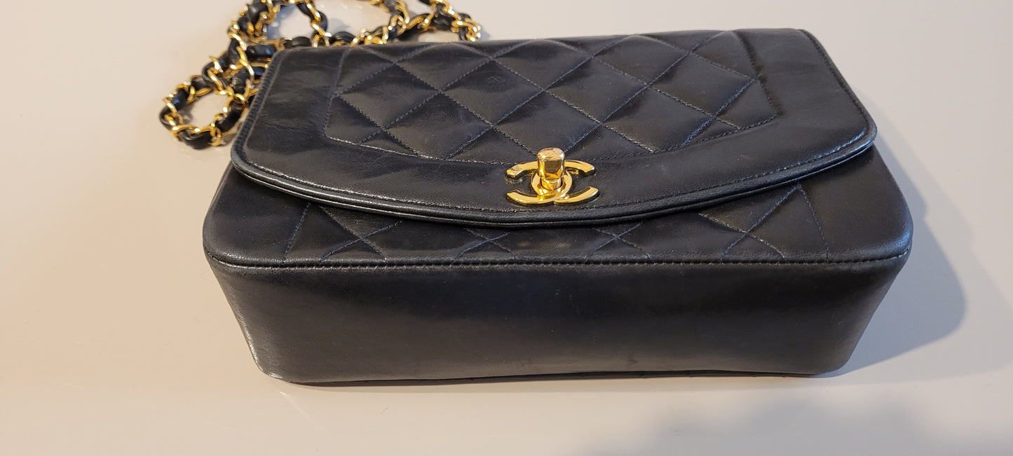 Torebka Chanel Diana small VINTAGE