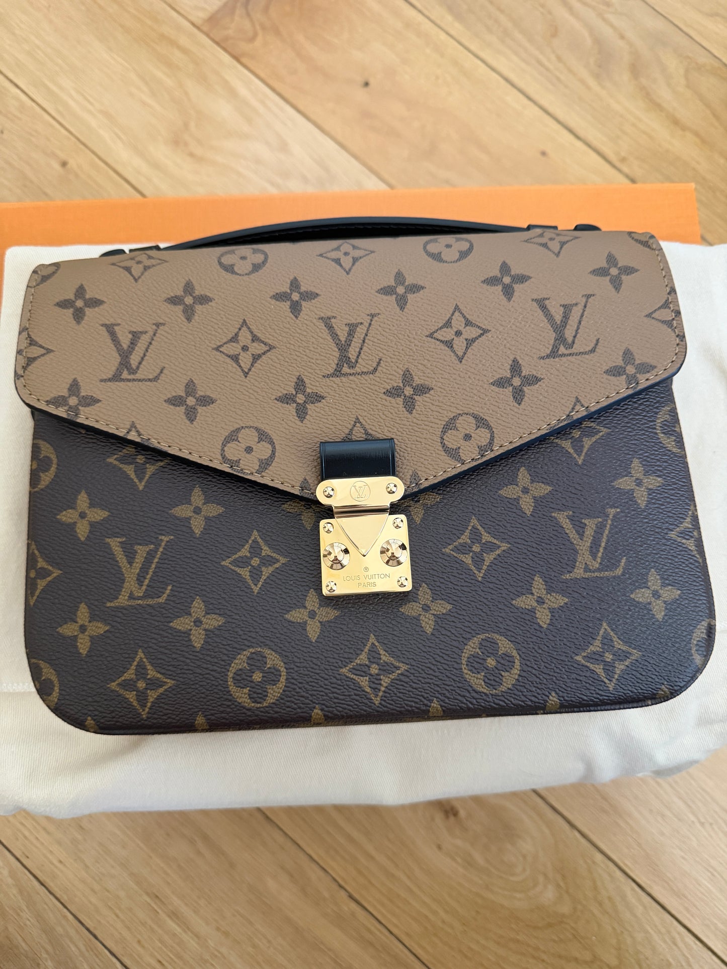 Torebka Louis Vuitton Pochette Metis reverse 2024 NEW