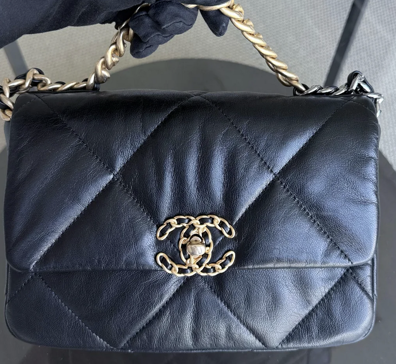 Torebka Chanel 19 small black/gold z rachunkiem