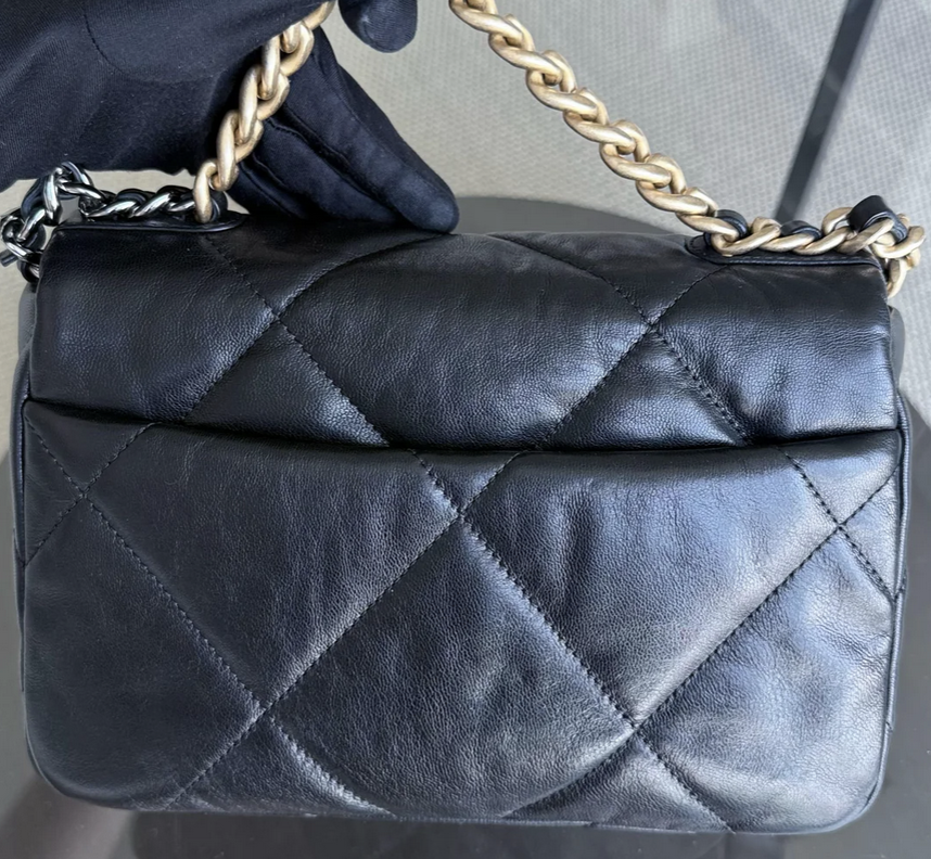 Torebka Chanel 19 small black/gold z rachunkiem