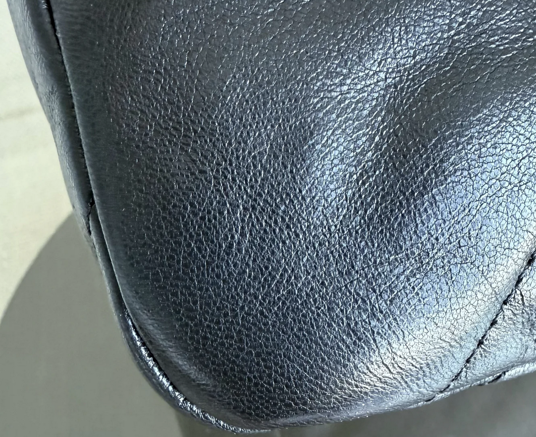 Torebka Chanel 19 small black/gold z rachunkiem