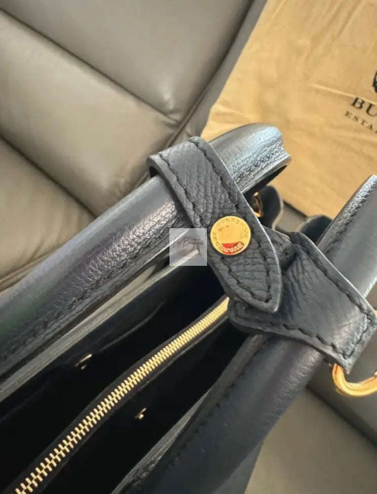 Torebka Burberry granat skóra z paskiem nowa