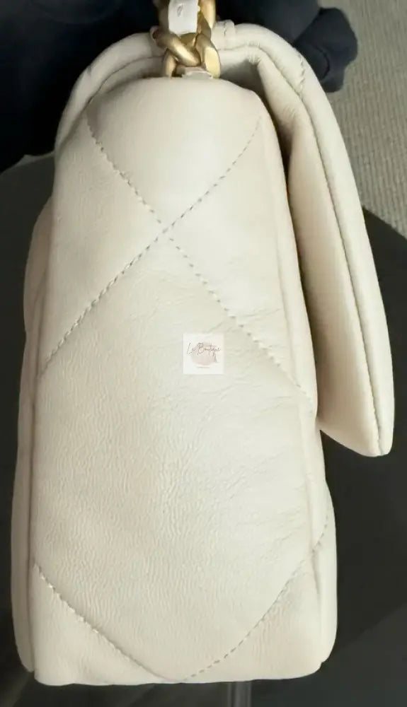 Torebka Chanel 19 small cream goatskin seria 30