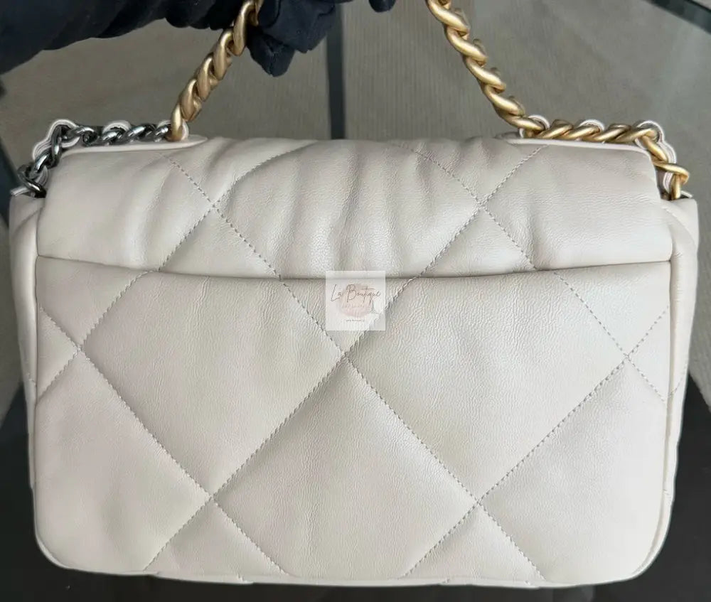 Torebka Chanel 19 small cream goatskin seria 30