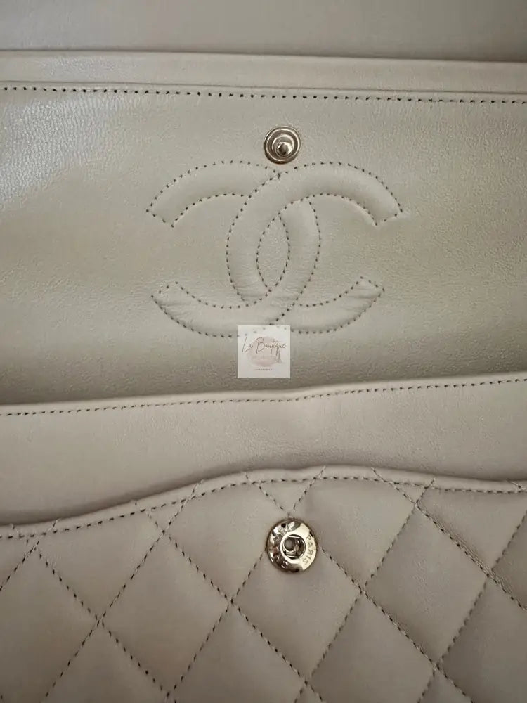 Torebka Chanel Classic Double Flap Lambskin Seria 23 Beige Medium