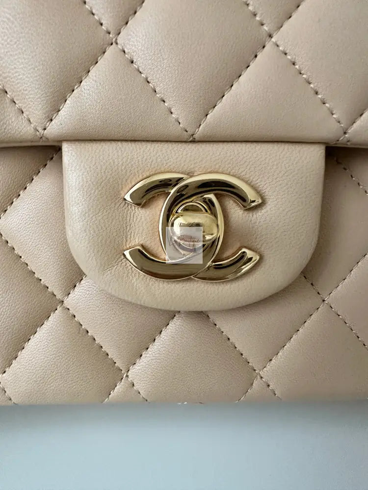 Torebka Chanel Classic Double Flap Lambskin Seria 23 Beige Medium