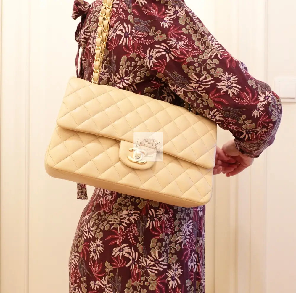 Torebka Chanel Classic Double Flap Lambskin Seria 23 Beige Medium