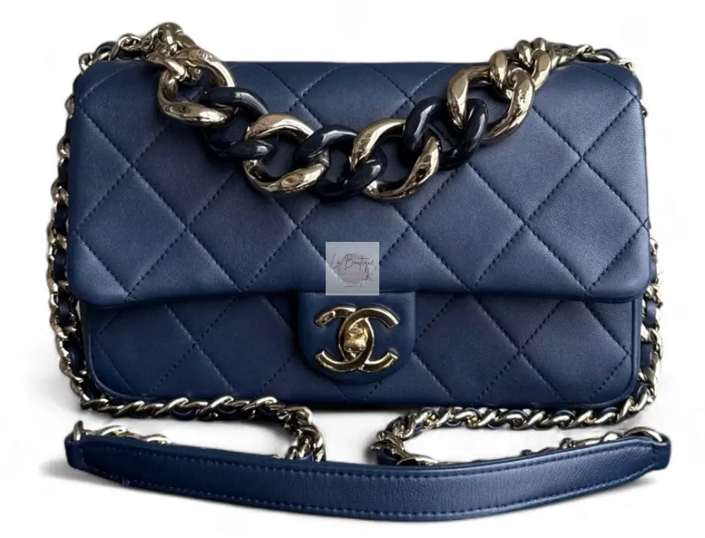 Torebka Chanel Resin Chain dark blue medium seria 29