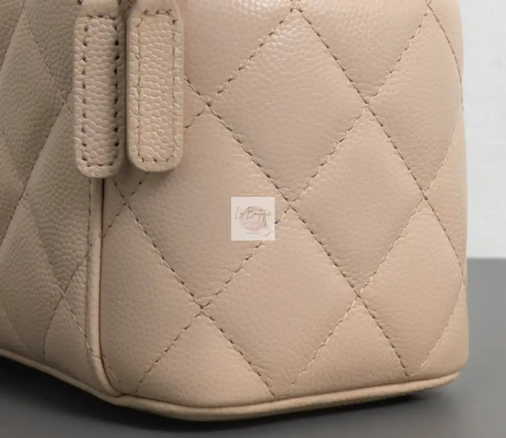 Torebka Chanel Vanity Bag with Chain Beige Caviar Light Gold Hardware 2021