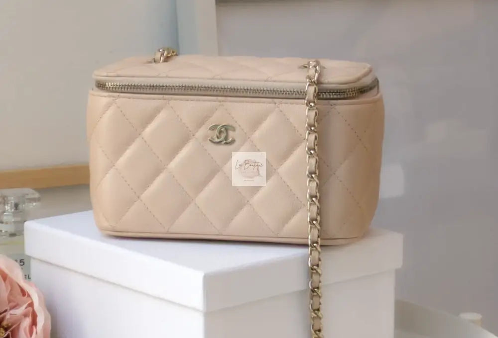 Torebka Chanel Vanity Bag with Chain Beige Caviar Light Gold Hardware 2021