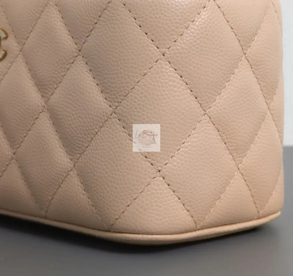 Torebka Chanel Vanity Bag with Chain Beige Caviar Light Gold Hardware 2021