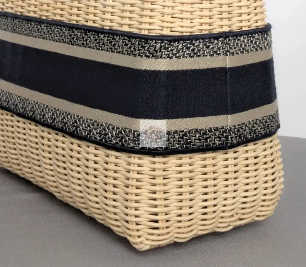 Torebka koszyk Lady Dior medium Blue Oblique Jacquard Natural Wicker/brushed gold