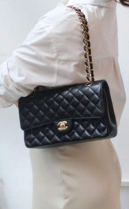 Chanel medium classic black caviar/gold hdw NEW 2022