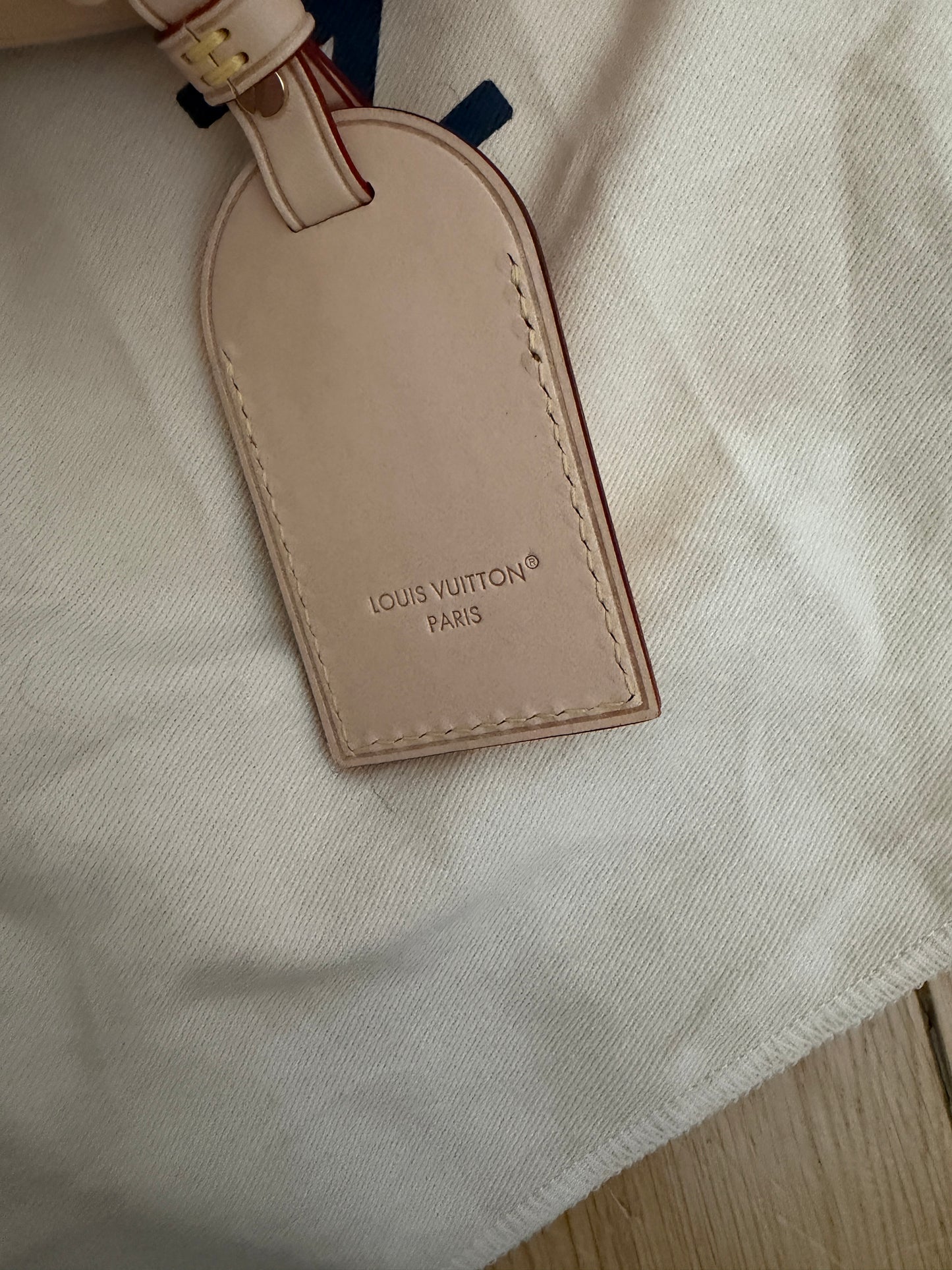 Torebka Louis Vuitton Slouchy MM Damier Azur kolekcja 2025