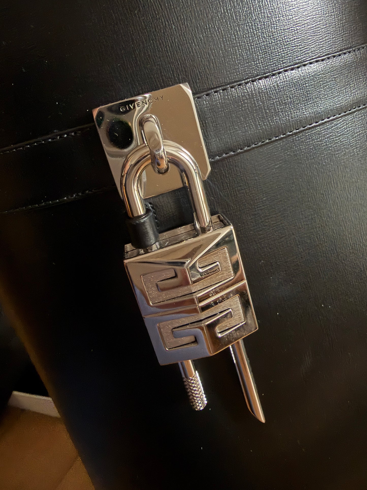 Kozaki Givenchy Shark Lock 38,5