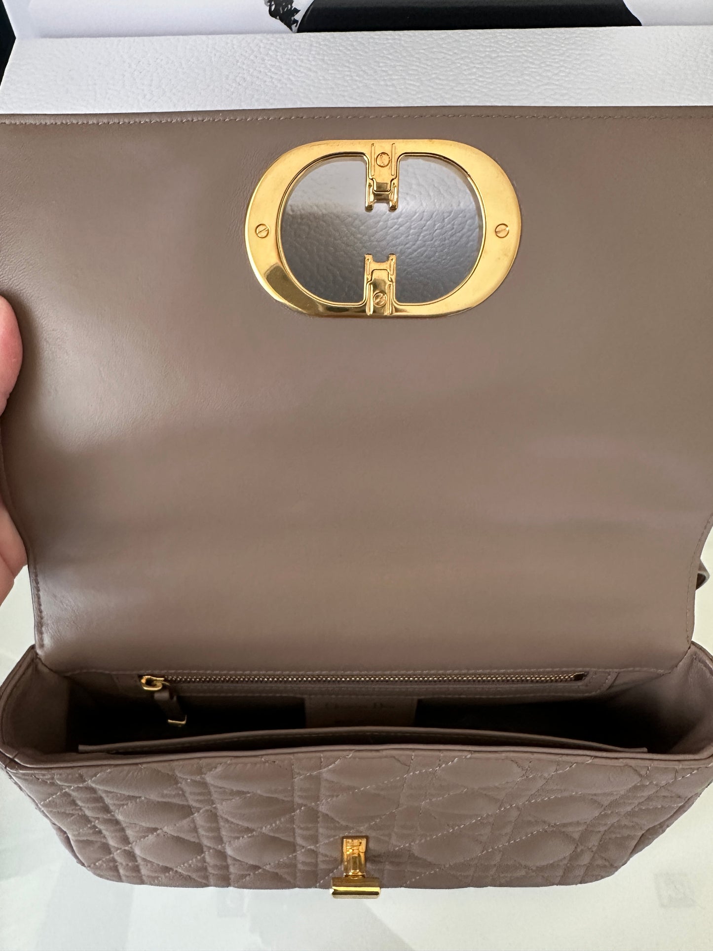 Torebka Dior Caro medium chłodny róż