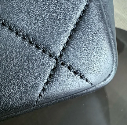 Torebka Chanel Resin Chain Seasonal Flap black lambskin/gold medium like NEW 2020