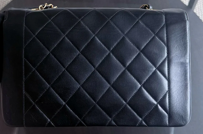 Torebka Chanel Diana medium stan idealny VINTAGE