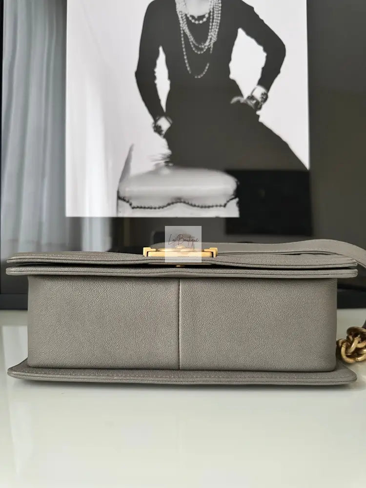 Torebka Chanel Boy Medium Seria 26