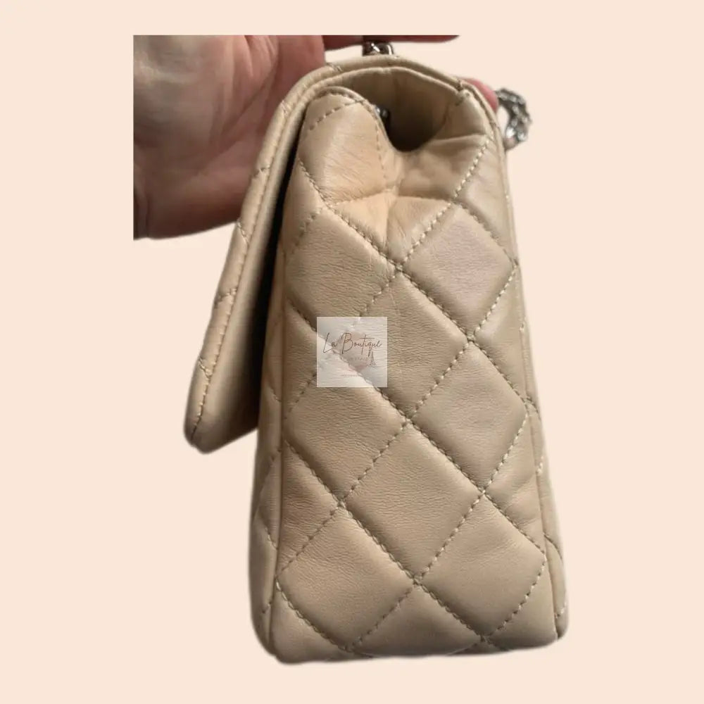 Torebka Chanel Classic Flap Lambskin Seria 12 Beige Jumbo
