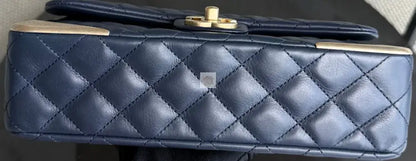 Torebka Chanel Classic flap Rock The Corner medium dark blue seria 24