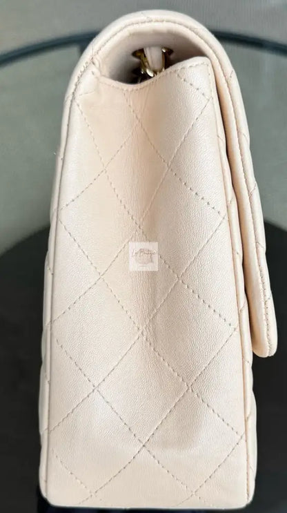 Torebka Chanel Classic Jumbo beige single flap