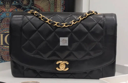 Torebka Chanel Diana medium vintage 24k!