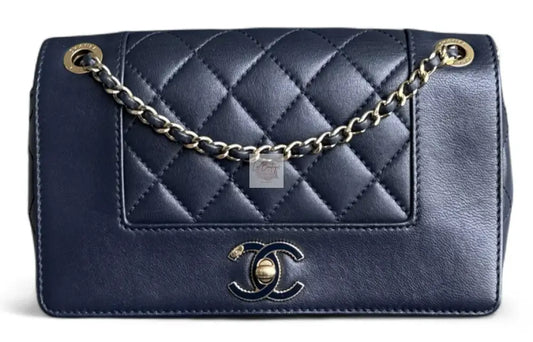 Torebka Chanel Mademoiselle small dark blue gold hdw seria 23