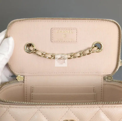Torebka Chanel Vanity Bag with Chain Beige Caviar Light Gold Hardware 2021