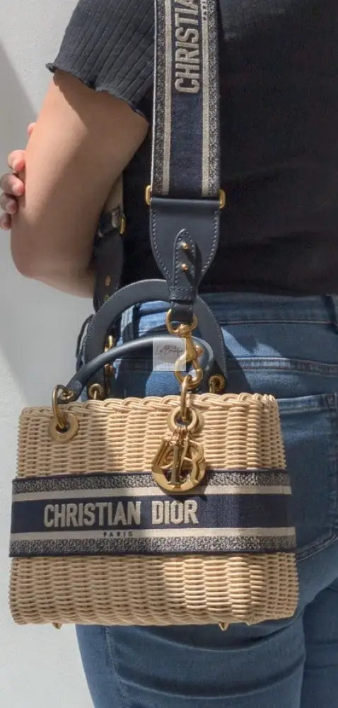 Torebka koszyk Lady Dior medium Blue Oblique Jacquard Natural Wicker/brushed gold