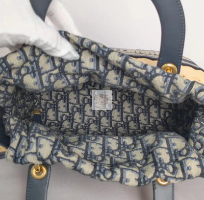 Torebka koszyk Lady Dior medium Blue Oblique Jacquard Natural Wicker/brushed gold